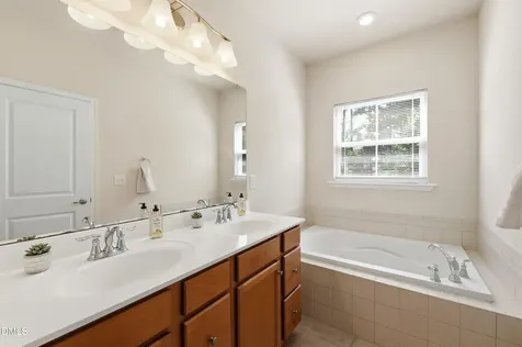 1004 Waymaker Court Apex NC 27502