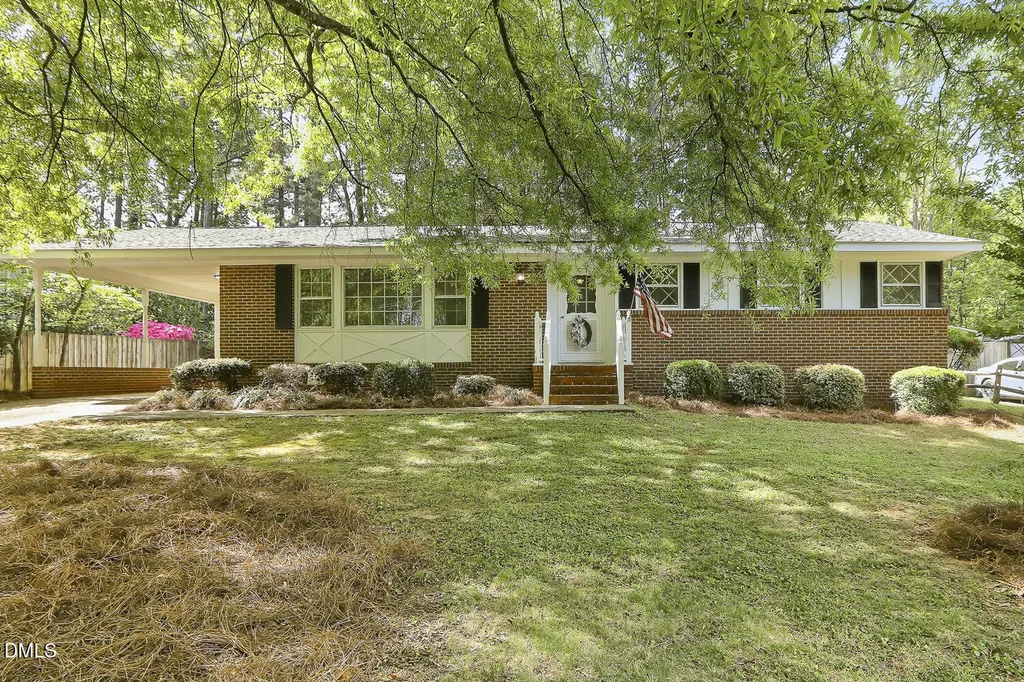 628 Ashe Avenue Cary NC 27511
