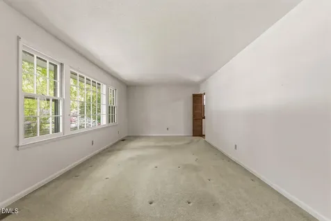 628 Ashe Avenue Cary NC 27511