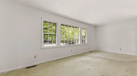 628 Ashe Avenue Cary NC 27511