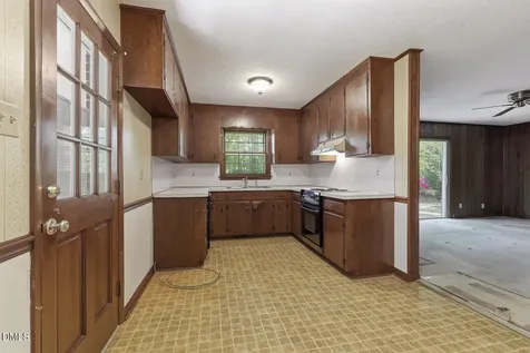 628 Ashe Avenue Cary NC 27511
