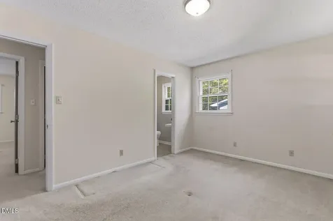 628 Ashe Avenue Cary NC 27511