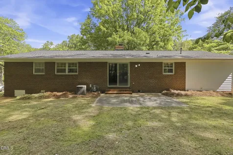 628 Ashe Avenue Cary NC 27511