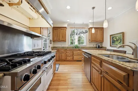 2221 Weybridge Drive Raleigh NC 27615