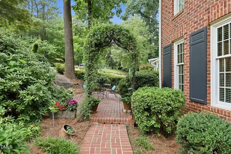 2221 Weybridge Drive Raleigh NC 27615