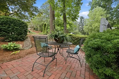 2221 Weybridge Drive Raleigh NC 27615