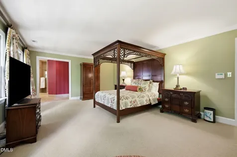 2221 Weybridge Drive Raleigh NC 27615