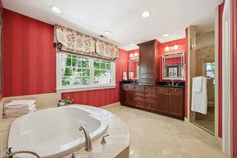 2221 Weybridge Drive Raleigh NC 27615