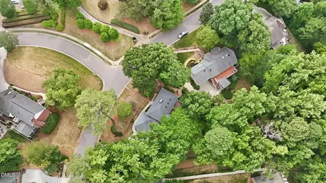 2221 Weybridge Drive Raleigh NC 27615