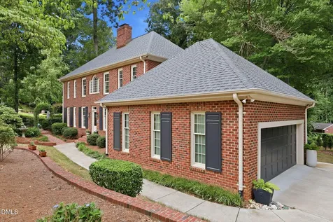 2221 Weybridge Drive Raleigh NC 27615