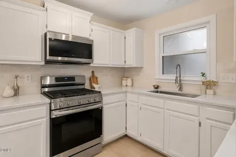 1414 Ravensthorpe Drive Fuquay Varina NC 27526