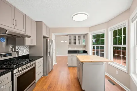 2209 Hatton Way Raleigh NC 27604