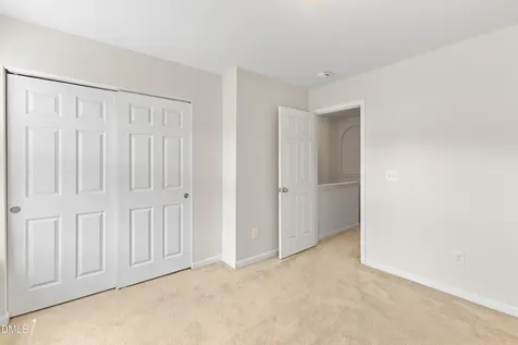 6617 Clarksburg Place Raleigh NC 27616