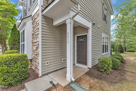 6617 Clarksburg Place Raleigh NC 27616