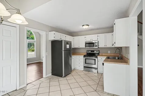4504 Emmit Drive Raleigh NC 27604