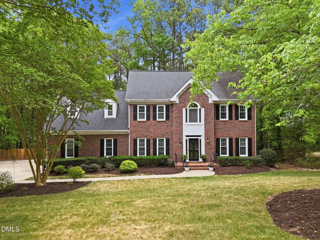 424 Grosvenor Drive Raleigh NC 27615
