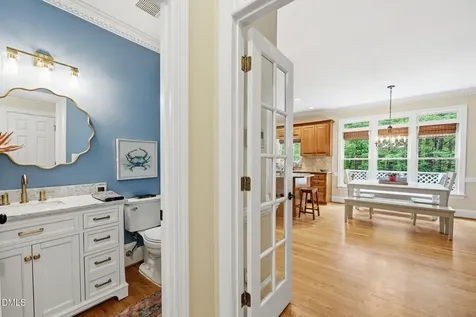 424 Grosvenor Drive Raleigh NC 27615