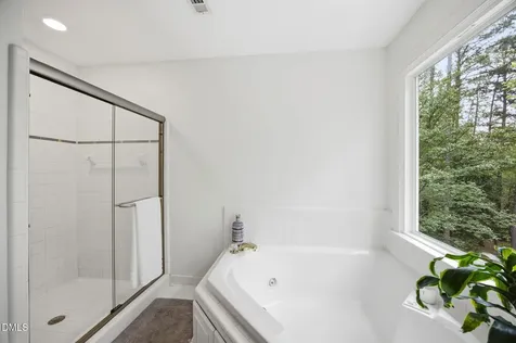 424 Grosvenor Drive Raleigh NC 27615