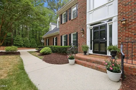 424 Grosvenor Drive Raleigh NC 27615