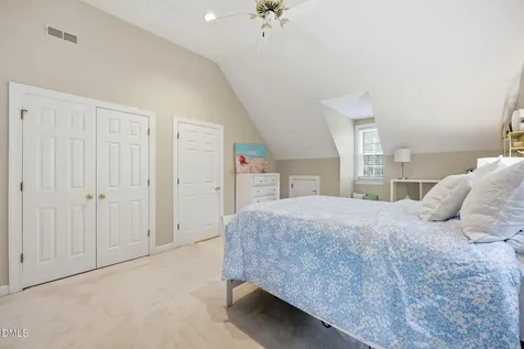 424 Grosvenor Drive Raleigh NC 27615