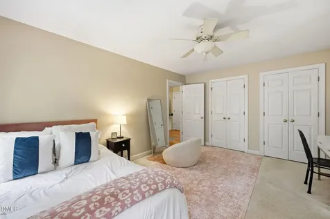 424 Grosvenor Drive Raleigh NC 27615