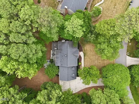 424 Grosvenor Drive Raleigh NC 27615