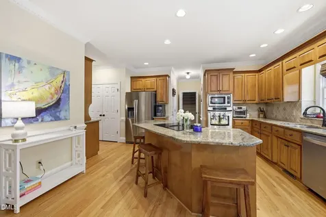424 Grosvenor Drive Raleigh NC 27615