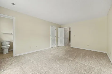 6802 Fairpoint Court Raleigh NC 27613