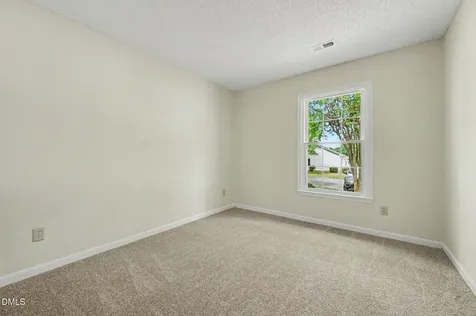 6802 Fairpoint Court Raleigh NC 27613