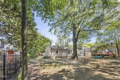 427 W Park Street Cary NC 27511