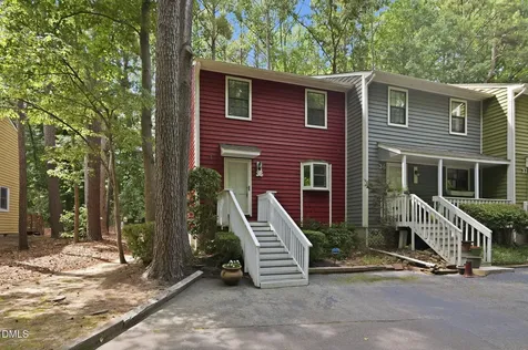 35 Willow Bridge Drive Durham NC 27707