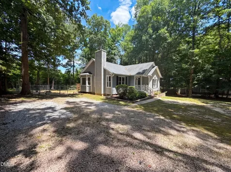 328 Thornwood Lane Youngsville NC 27596