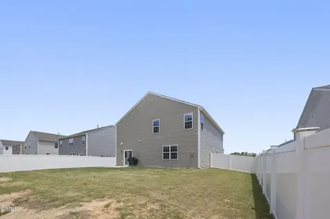 27 Winterberry Way Fuquay Varina NC 27526