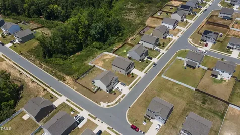 27 Winterberry Way Fuquay Varina NC 27526