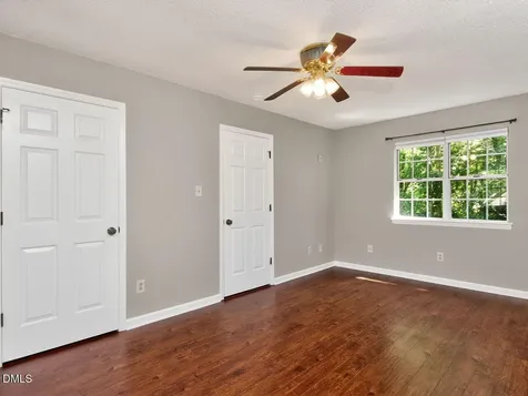 4212 Bluffs Lane Durham NC 27712