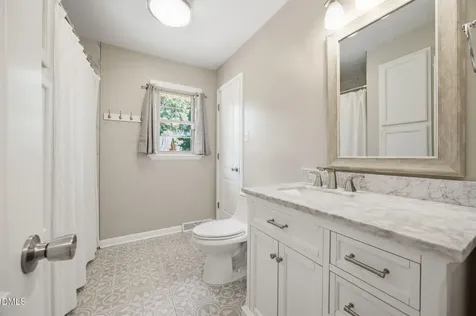 817 Chatham Lane Raleigh NC 27610