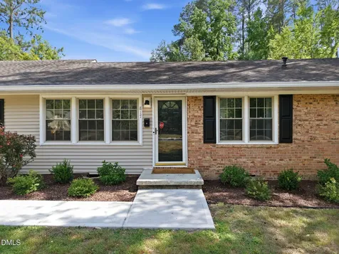 817 Chatham Lane Raleigh NC 27610
