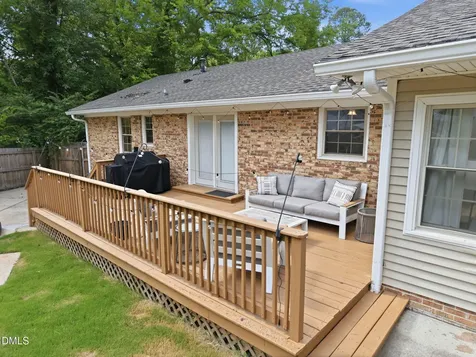 817 Chatham Lane Raleigh NC 27610