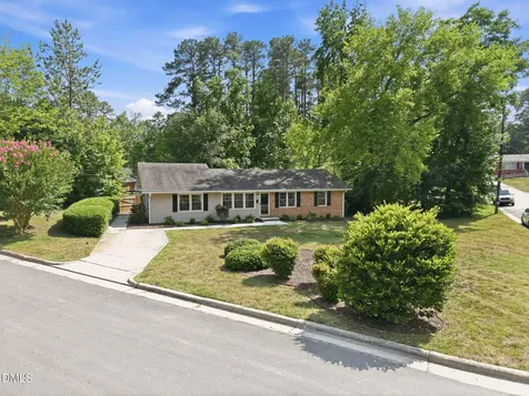 817 Chatham Lane Raleigh NC 27610