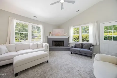 817 Chatham Lane Raleigh NC 27610