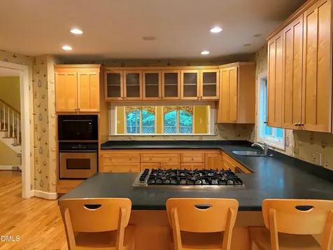 104 Turnberry Lane Chapel Hill NC 27517
