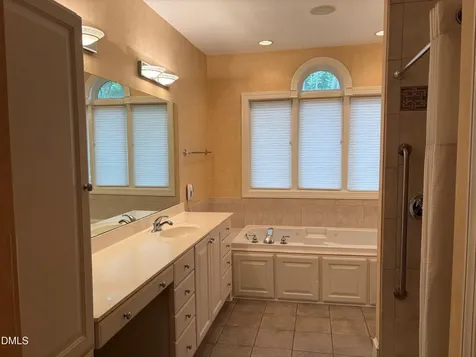 104 Turnberry Lane Chapel Hill NC 27517