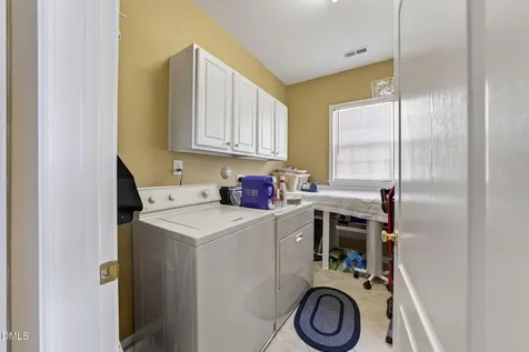 7733 Silver View Lane Raleigh NC 27613