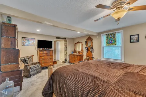 725 Colonial Drive Raleigh NC 27603