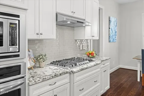 804 Rambling Oaks Lane Holly Springs NC 27540