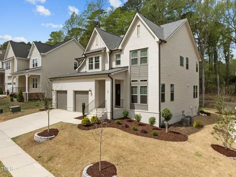 127 Sanderway Drive Chapel Hill NC 27516