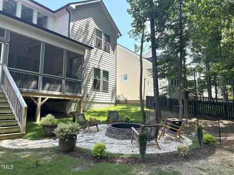 127 Sanderway Drive Chapel Hill NC 27516