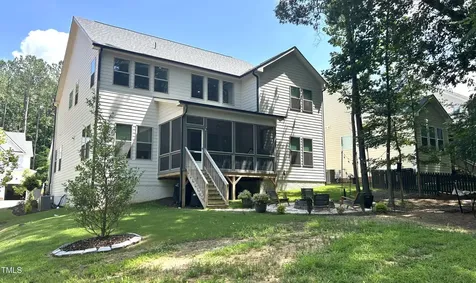 127 Sanderway Drive Chapel Hill NC 27516