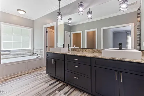 301 Punkin Ridge Lane Winston Salem NC 27107
