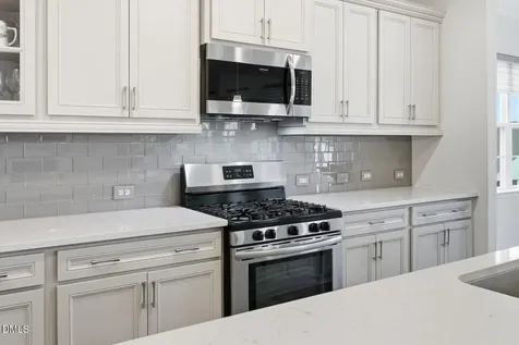 1009 Tamarisk Lane Durham NC 27703